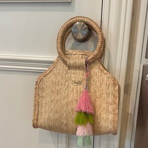 Natural Woven Handbag with Tassel Accent